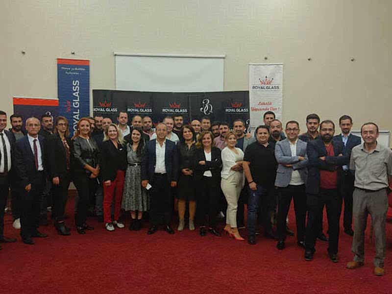 Royal Glass 2019 Bayiler Buluşması Yapıldı